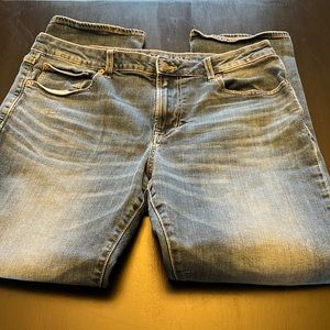 American Eagle flex jeans